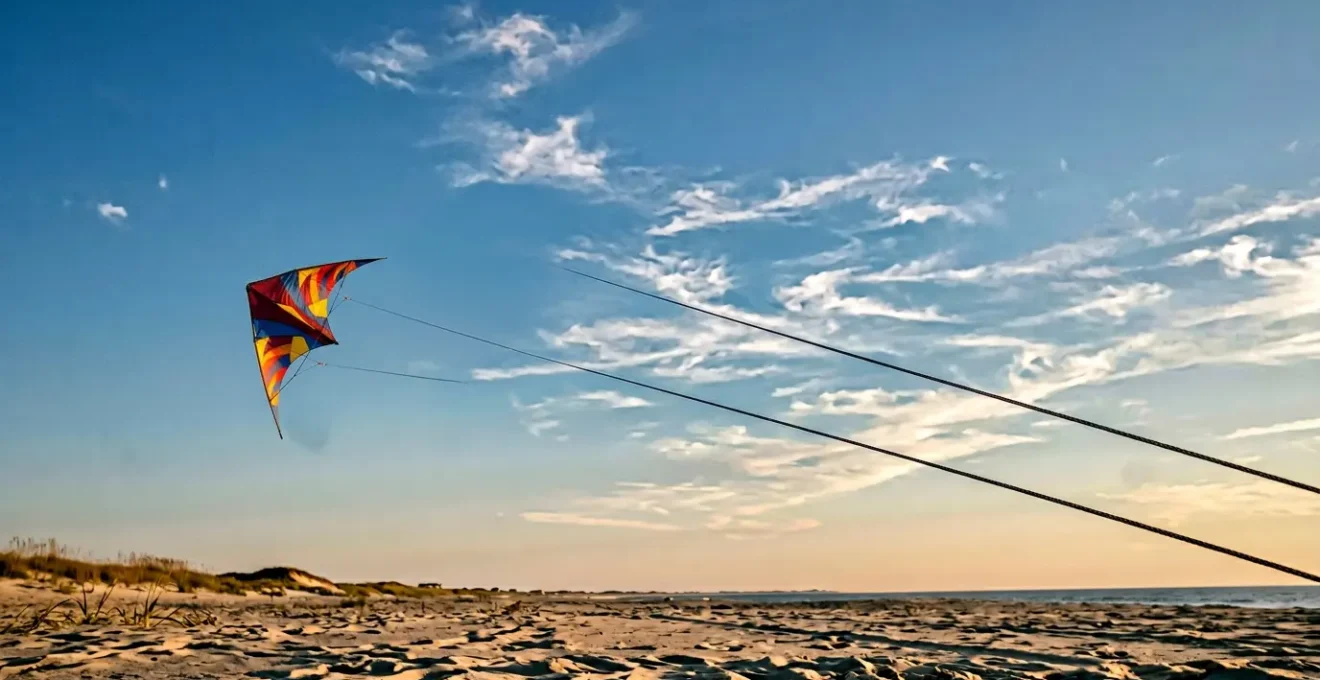 Cerf-volant pilotable delta en plein vol montrant un déséquilibre latéral dans le ciel